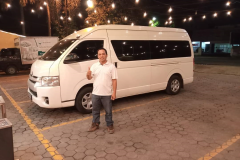 Hiace comfort 10seater