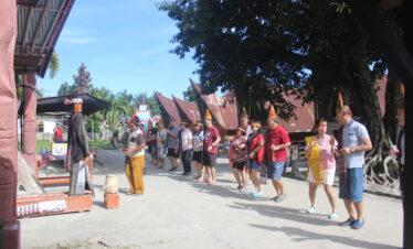 Wisata tari Tor Tor