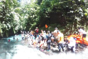 Group Tour di Kolam Abadi