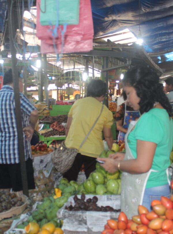 Pasar Buah Berastagi