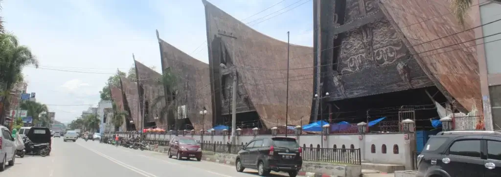 Paket wisata Silangit Balige Medan