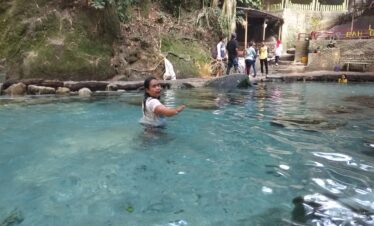 Tempat wisata Aek Manik