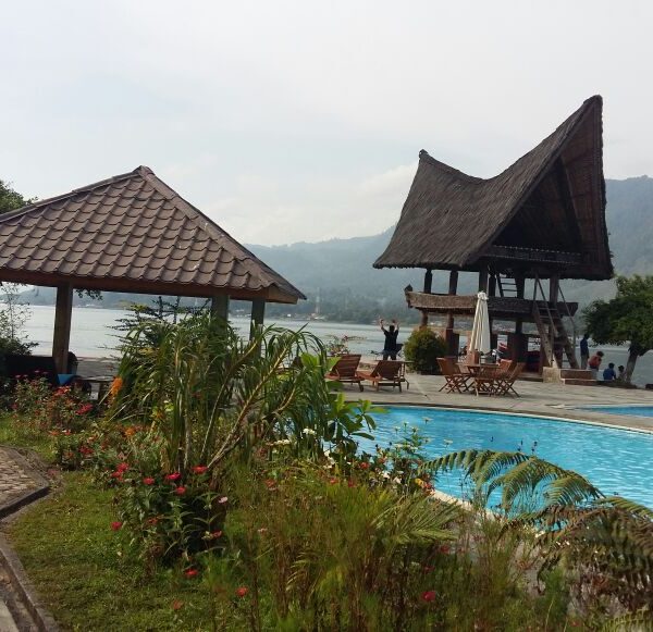 Daftar Hotel Di samosir