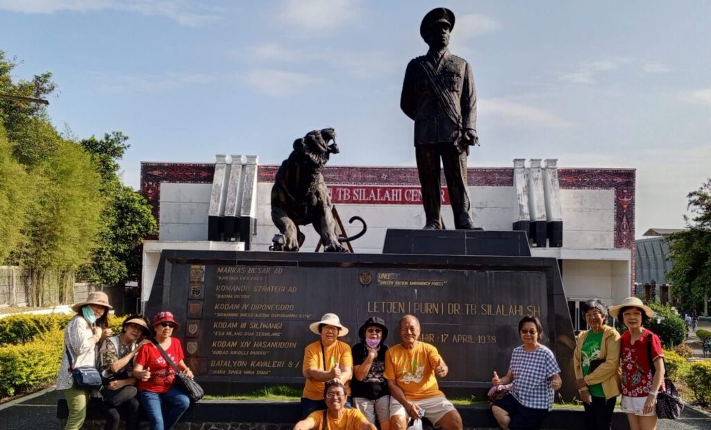 3 hari 2 malam silangit Parapat